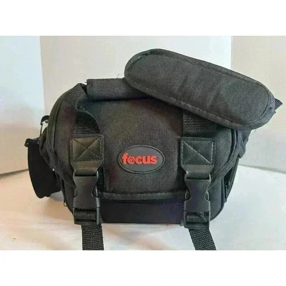 Focus Other - Focus Camera Bag for SLR and Video Medium, 5 inner, 3 Outer Pockets Black & Red